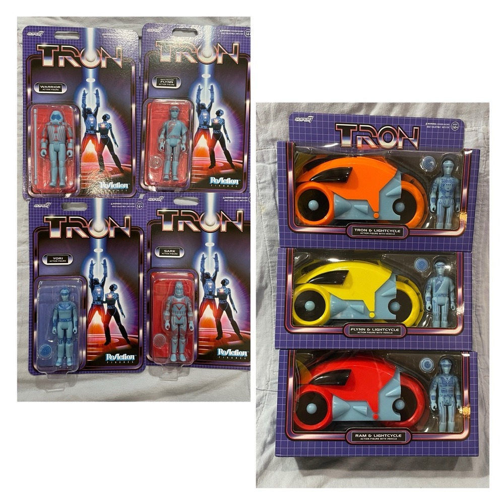 NEW Set of 7 Disney Parks Super7 ReAction Tron Figures &‎ Lightcycles Flynn Sark